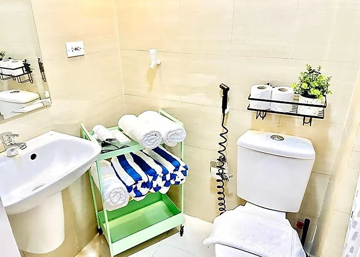 Hotel Shore Residences By Premier 4*